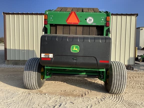 Image of John Deere 560M equipment image 4