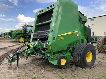 2023 John Deere 560M Silage Equipment Image0