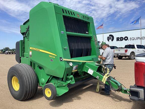 Image of John Deere 560M equipment image 3