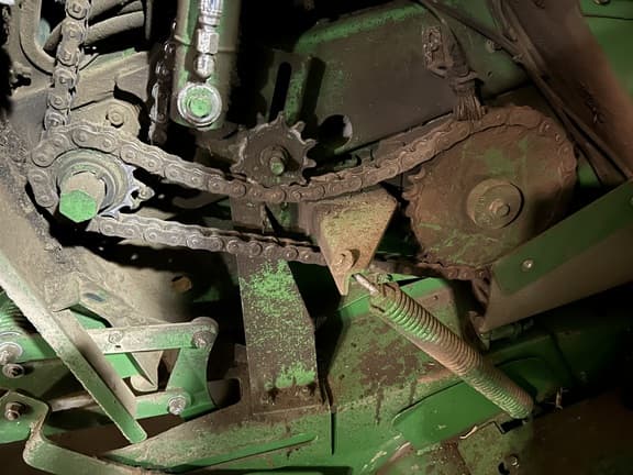 Image of John Deere 560M equipment image 4