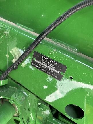 Image of John Deere 560M equipment image 3