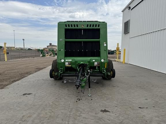 Image of John Deere 560M equipment image 4