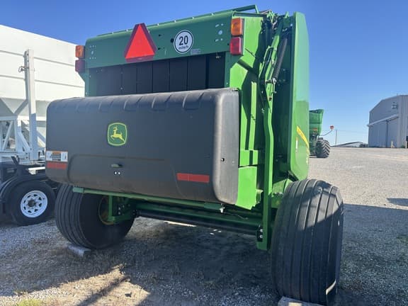 Image of John Deere 560M equipment image 3