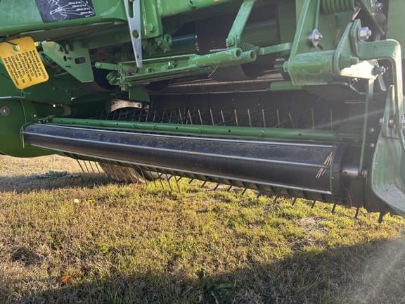 Image of John Deere 560M equipment image 4