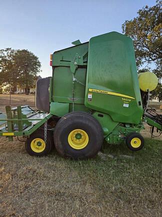 Image of John Deere 560M equipment image 3