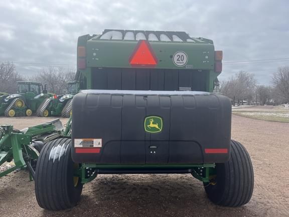 Image of John Deere 560M equipment image 3