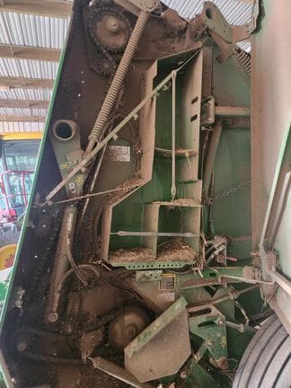 Image of John Deere 560M equipment image 3