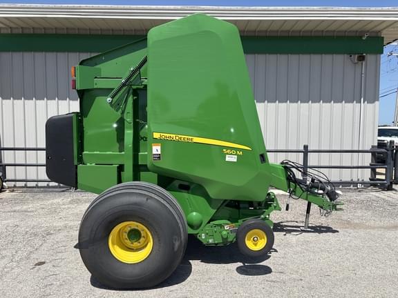 Image of John Deere 560M equipment image 3