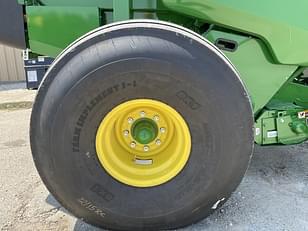 Main image John Deere 560M 28