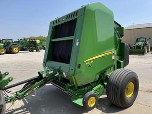 Main image John Deere 560M 7