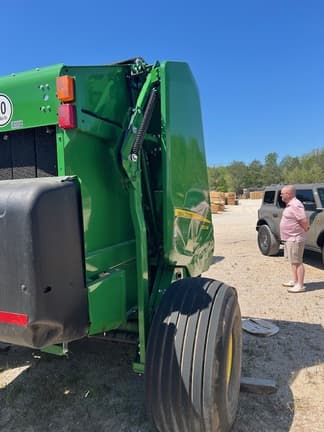 Image of John Deere 560M equipment image 3