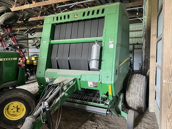 Image of John Deere 560M equipment image 4