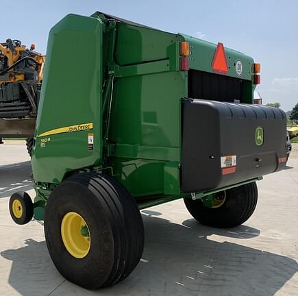Image of John Deere 560M equipment image 4