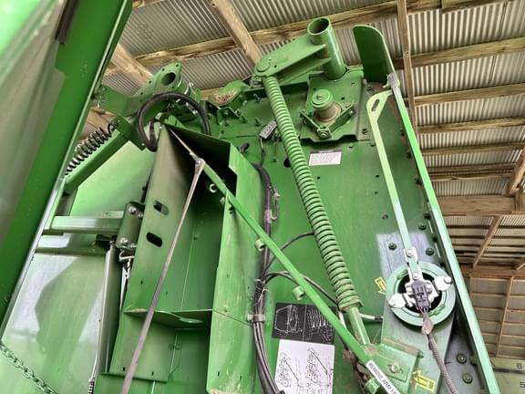 Image of John Deere 560M equipment image 3