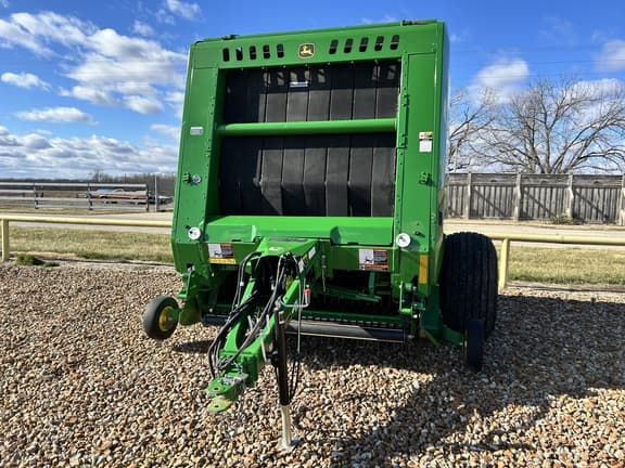 Image of John Deere 560M equipment image 1