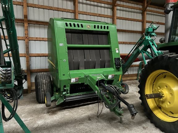 Image of John Deere 560M equipment image 1