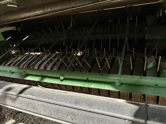 Image of John Deere 560M equipment image 3