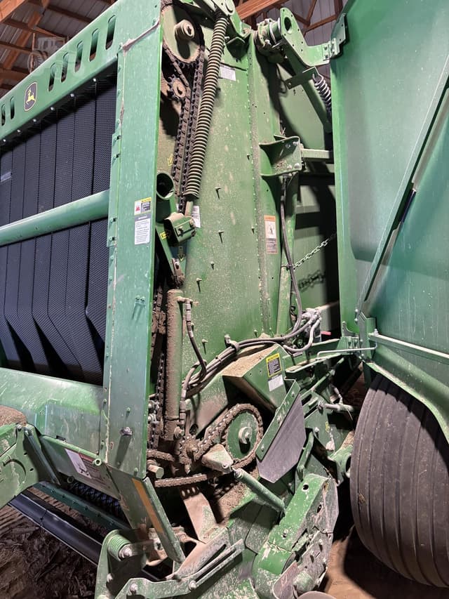 Image of John Deere 560M equipment image 4
