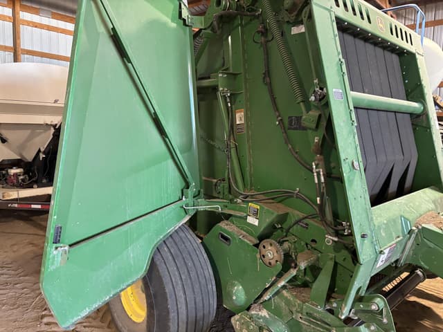 Image of John Deere 560M equipment image 3