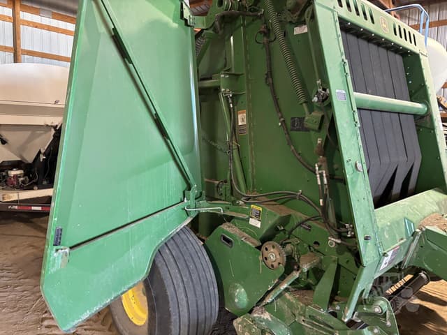 Image of John Deere 560M equipment image 3