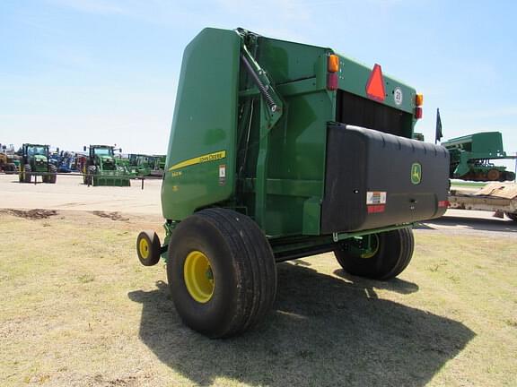 Image of John Deere 560M equipment image 2