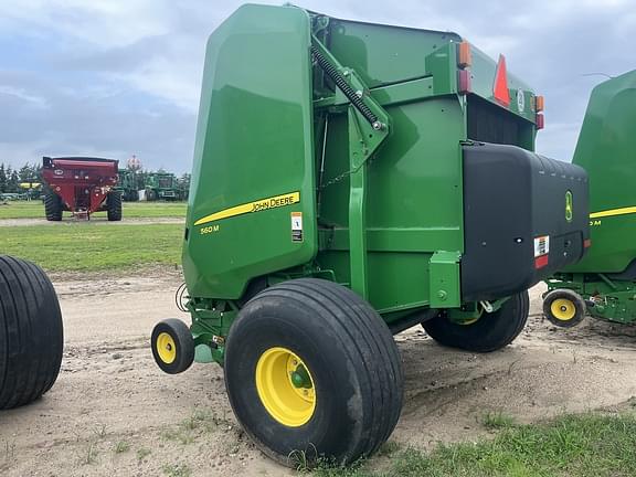 Image of John Deere 560M equipment image 4