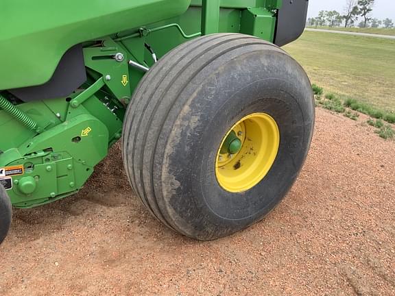 Image of John Deere 560M equipment image 4