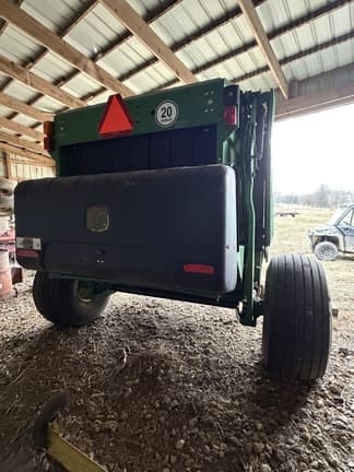 Image of John Deere 560M equipment image 4