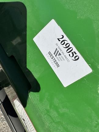 Image of John Deere 560M equipment image 4