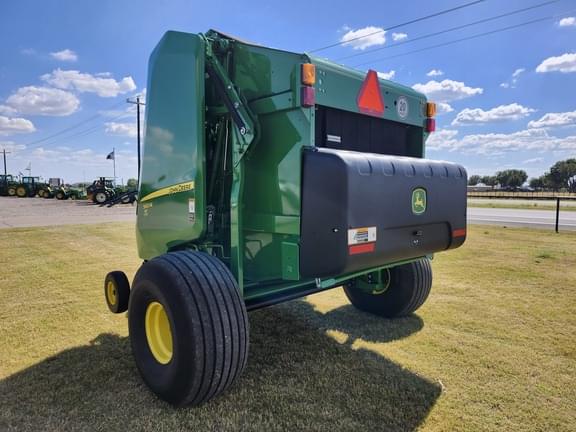 Image of John Deere 560M equipment image 2