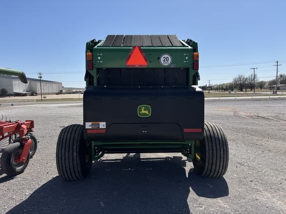 Image of John Deere 560M equipment image 2