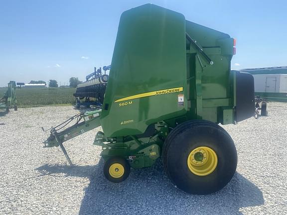 Image of John Deere 560M equipment image 1