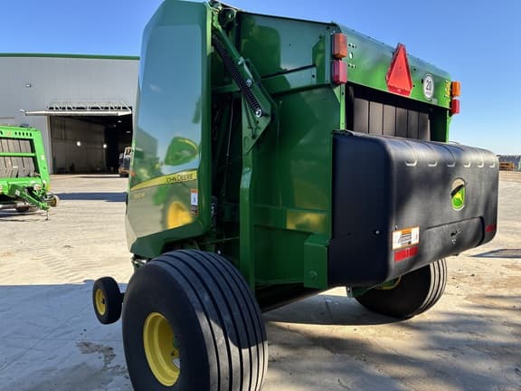 Image of John Deere 560M equipment image 3