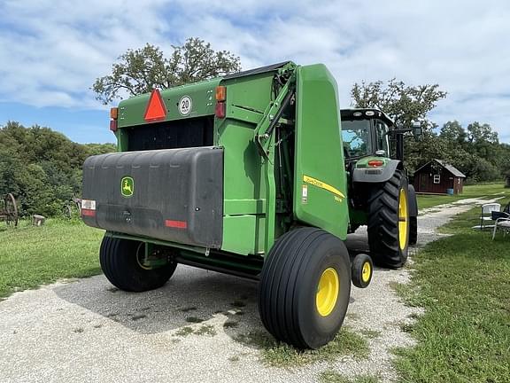 Image of John Deere 560M equipment image 1