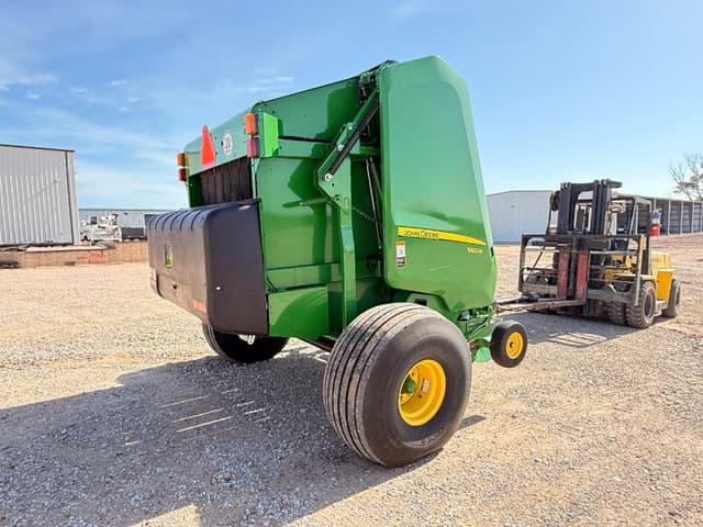 Image of John Deere 560M equipment image 4