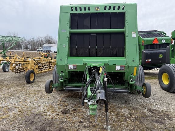 Image of John Deere 560M equipment image 1