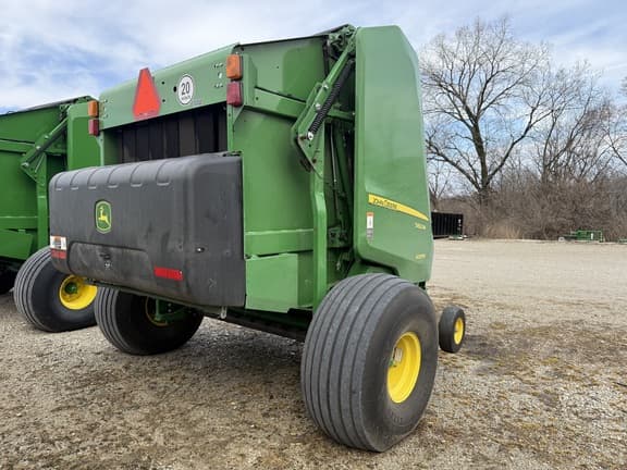 Image of John Deere 560M equipment image 4