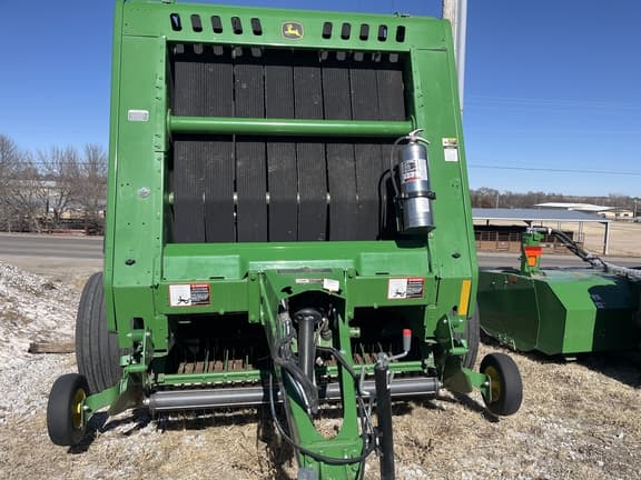 Image of John Deere 560M equipment image 3