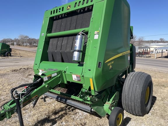 Image of John Deere 560M equipment image 1