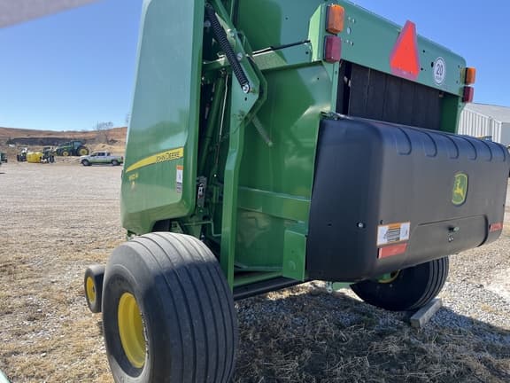 Image of John Deere 560M equipment image 4