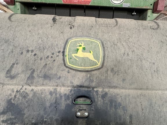 Image of John Deere 560M equipment image 3