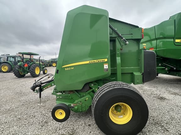 Image of John Deere 560M equipment image 3