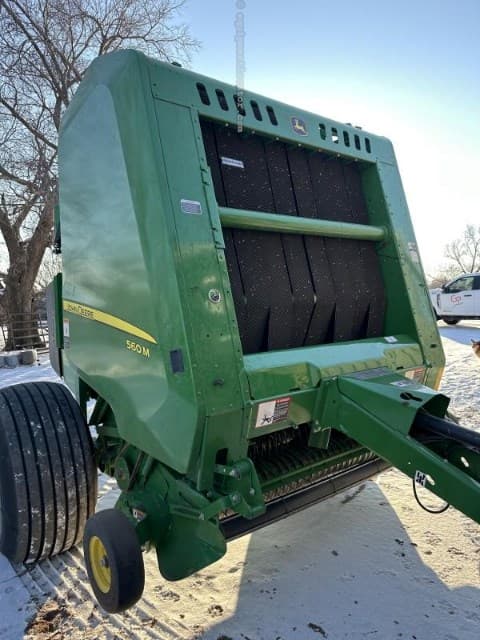 Image of John Deere 560M equipment image 3