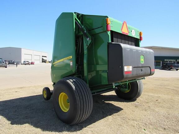 Image of John Deere 560M equipment image 2