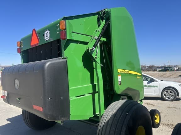 Image of John Deere 560M equipment image 4
