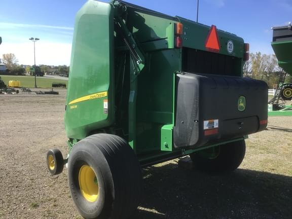 Image of John Deere 560M equipment image 3