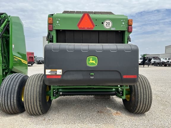 Image of John Deere 560M equipment image 2