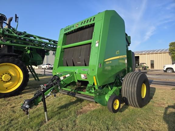 Image of John Deere 560M equipment image 1