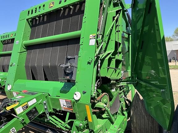 Image of John Deere 560M equipment image 1