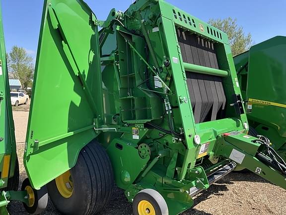 Image of John Deere 560M equipment image 3